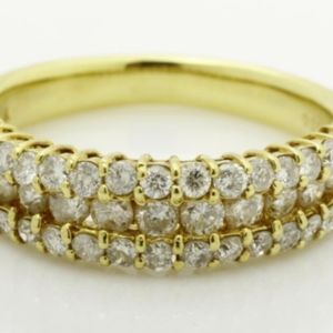 18k solid gold/ 1.0 ct diamond ring